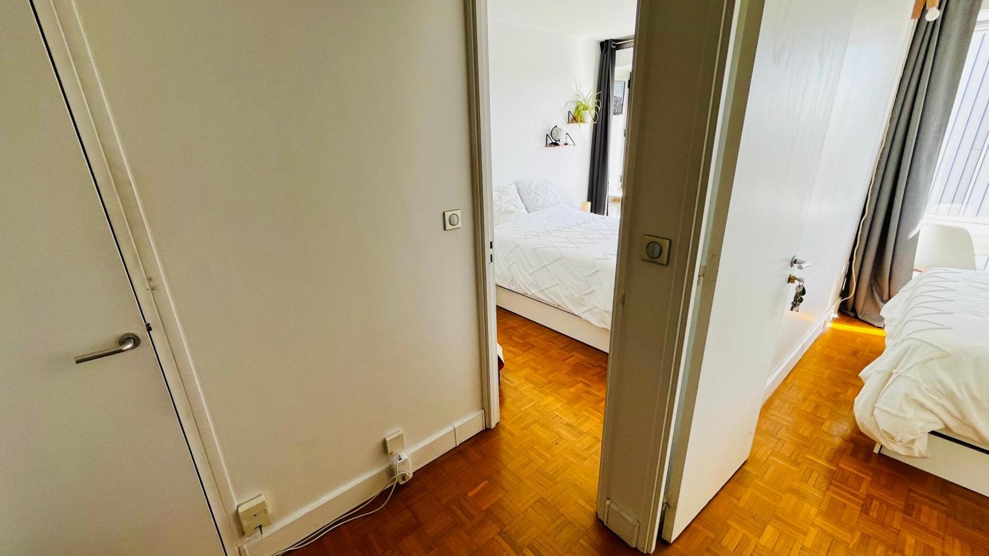 2 Private Bedrooms, Montparnasse Station Paris Exterior foto